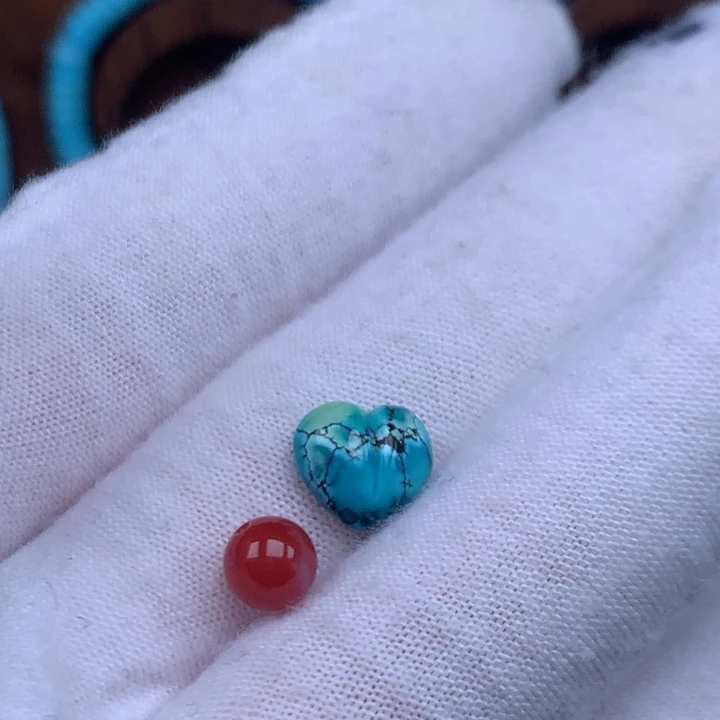 南红玛瑙未镶嵌珠宝奇石