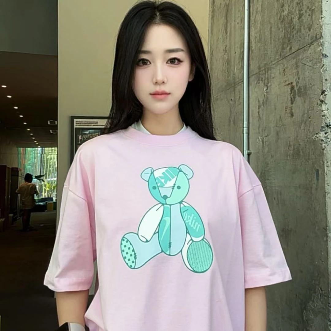 NIKE/耐克【双11好物】女子宽松时尚潮流小熊LOGOT恤IM3380663