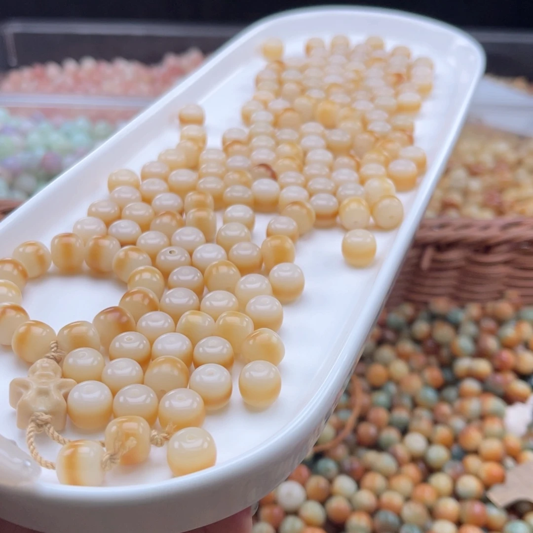 白玉菩提吊坠aa10mm/40颗一线天