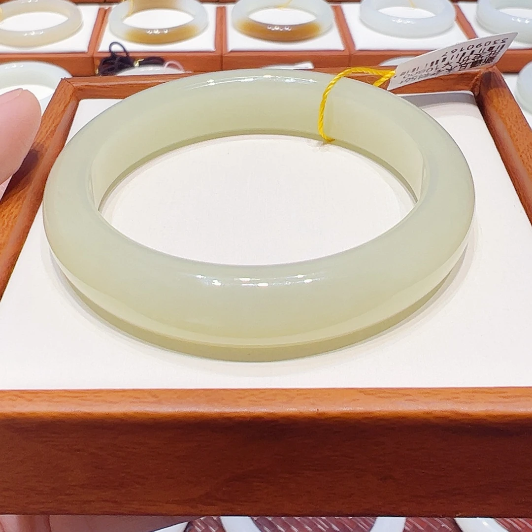 和田玉未镶嵌手镯暖白5657