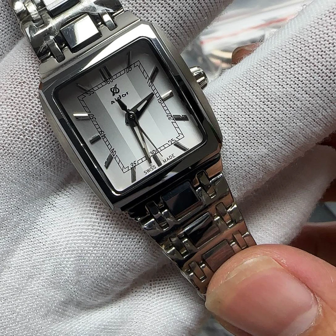 孤品闪购手表一个