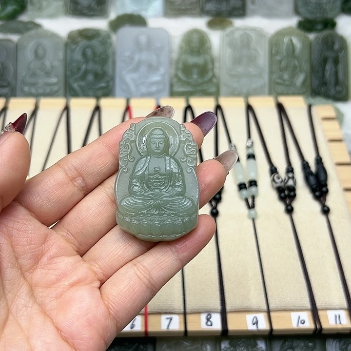 和田玉颈饰未镶嵌词**意