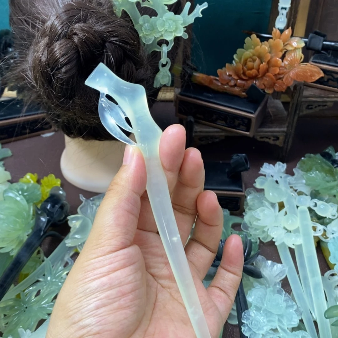 蛇纹石玉未镶嵌发饰