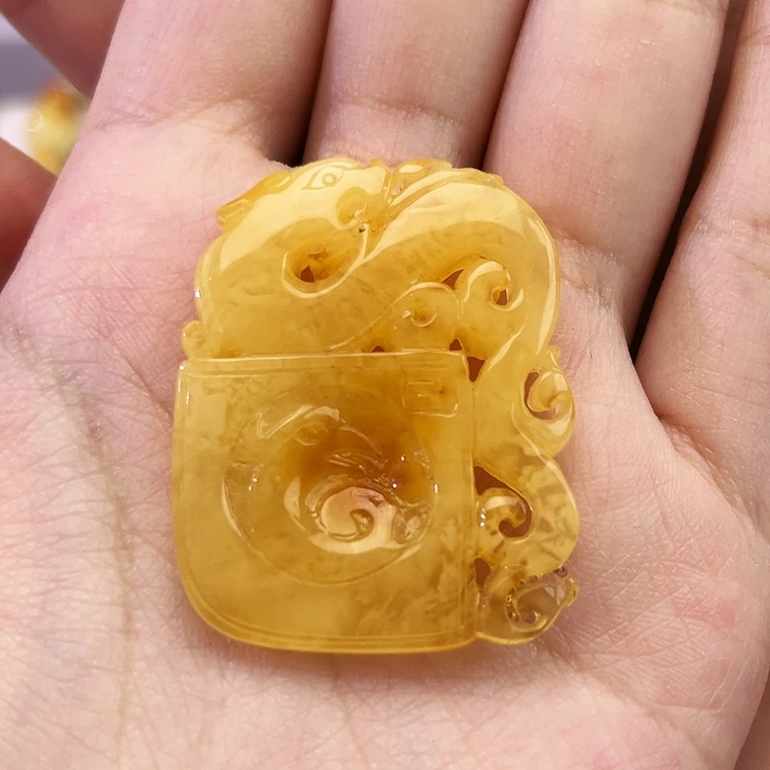 未镶嵌琥珀裸石玳*吊坠