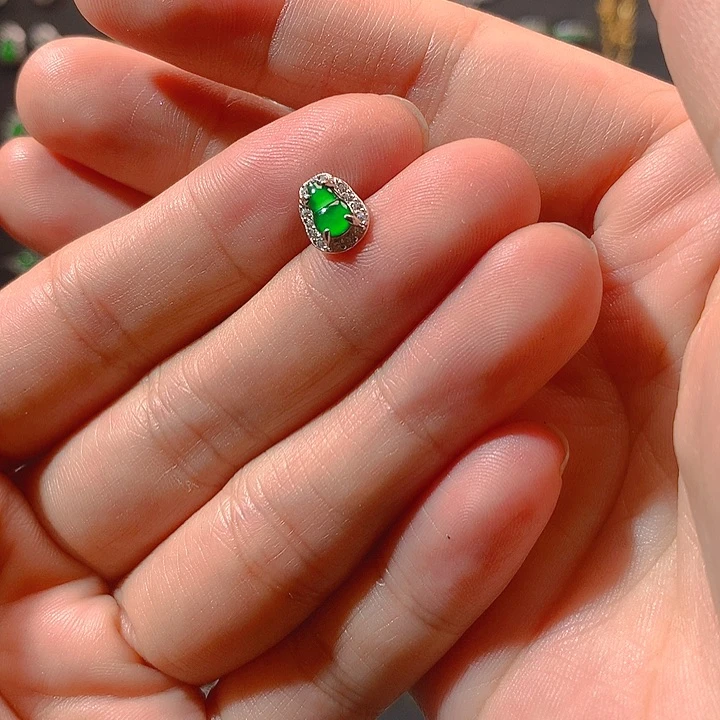 翡翠戒指银S925镶嵌耳钉