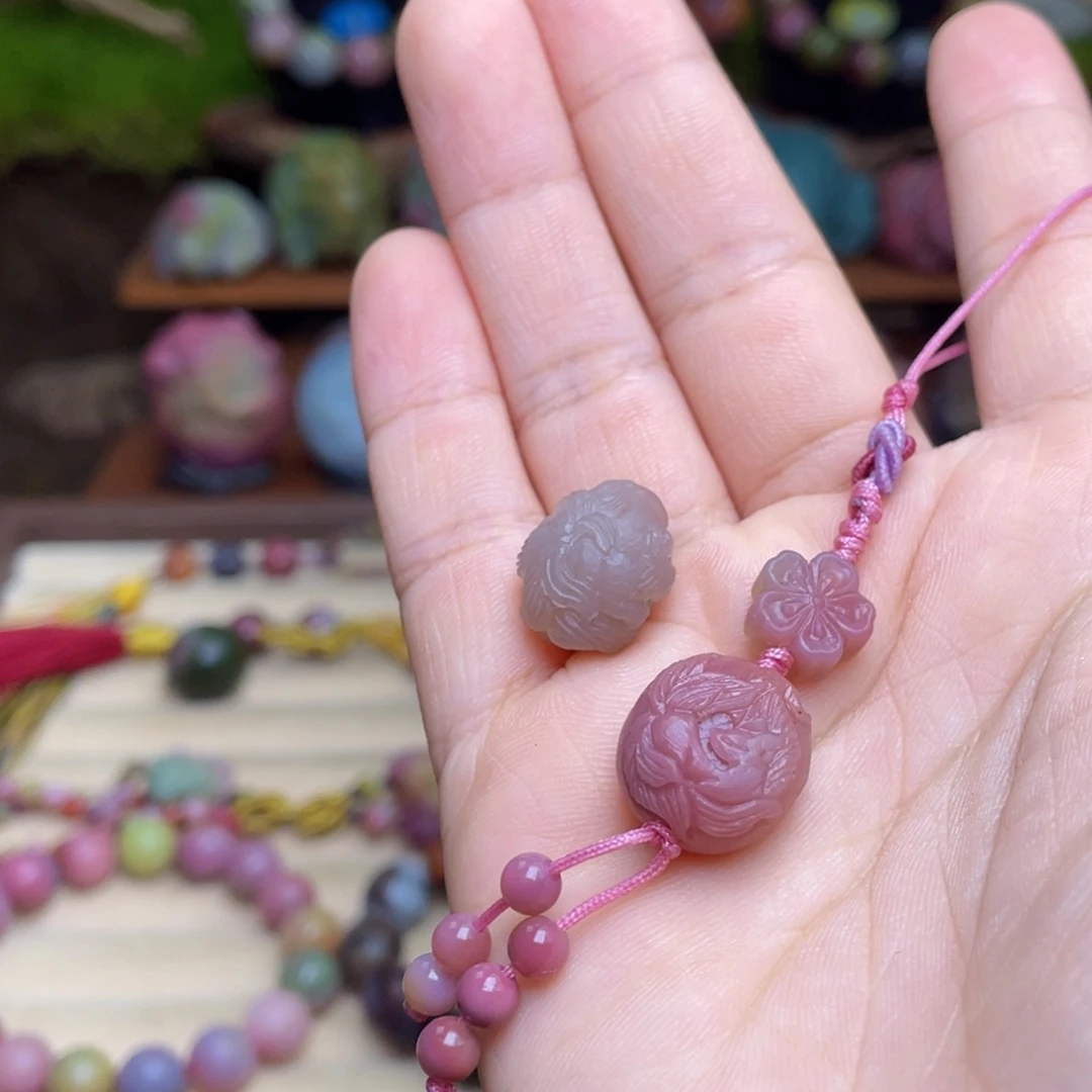 玛瑙/玉髓未镶嵌珠宝半成品盐源玛瑙凤九