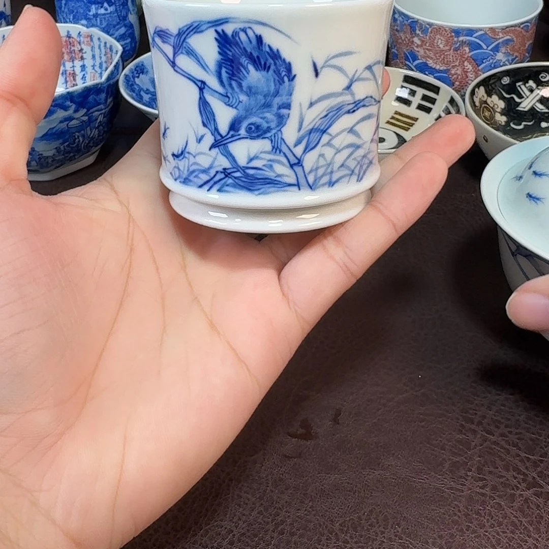 现代景德镇陶瓷杯