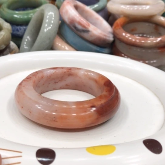 未镶嵌石英质玉珠宝半成品30