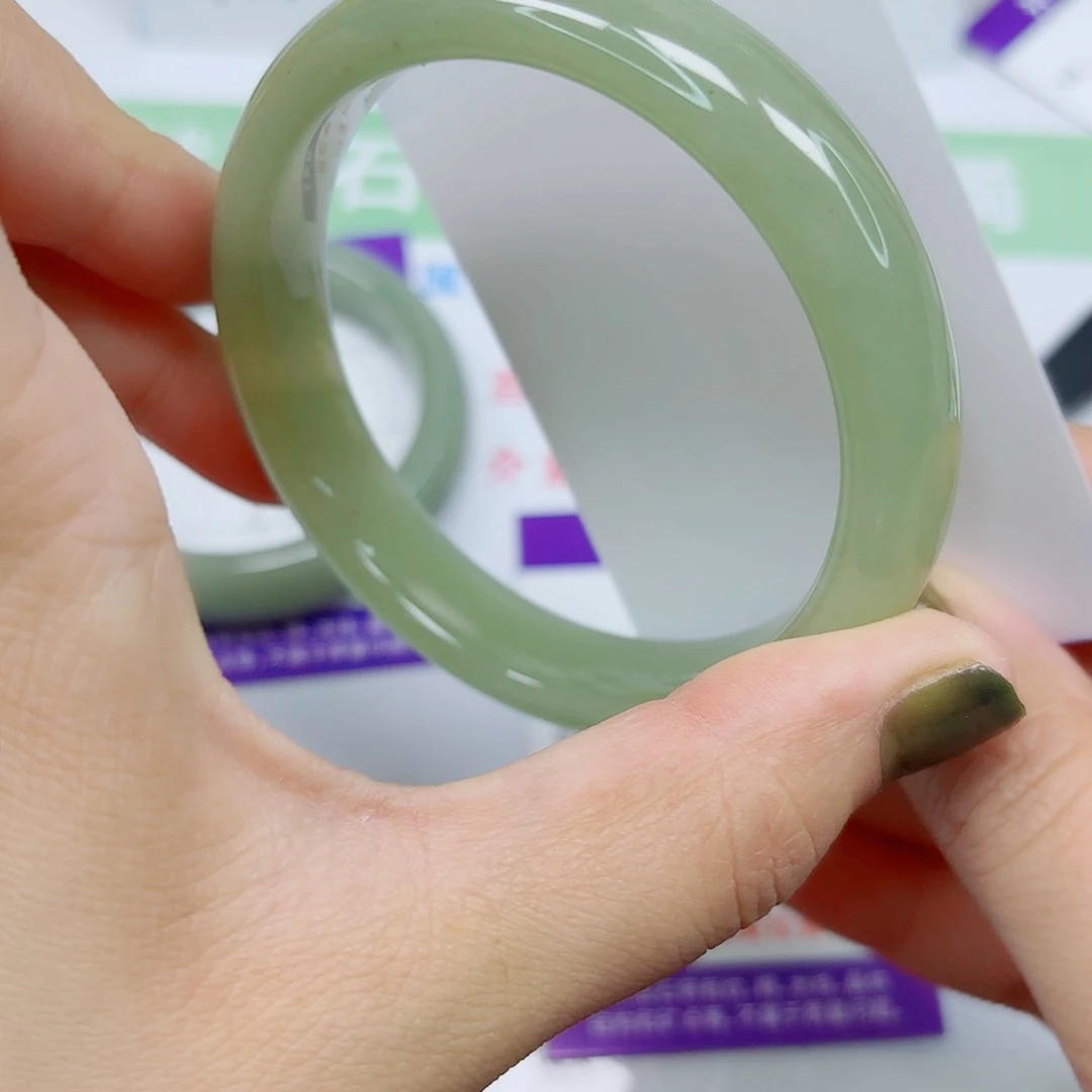 石英质玉未镶嵌手镯32/5960