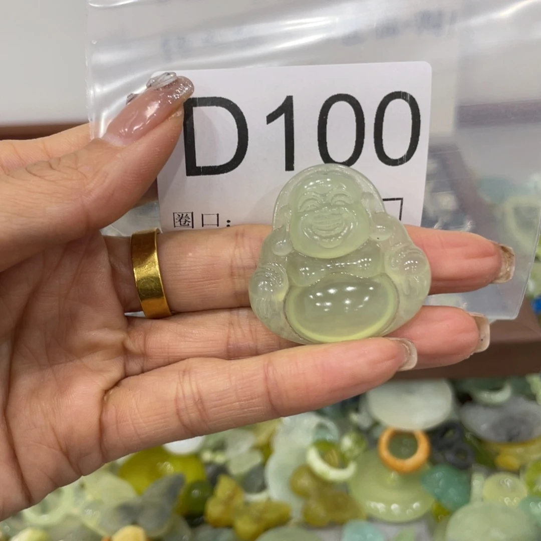 未镶嵌蛇纹石玉颈饰