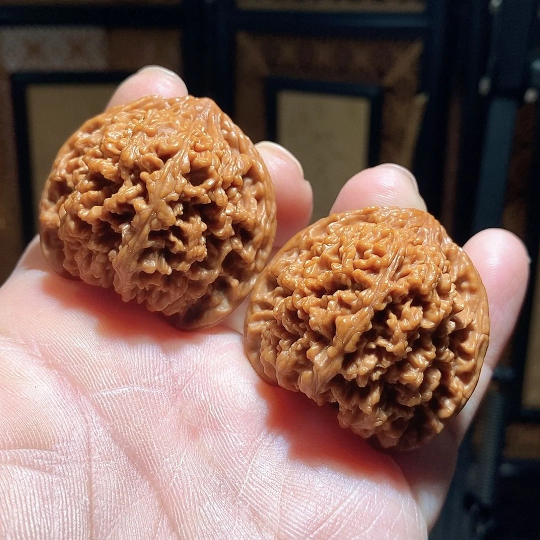 文玩核桃把件40满天星全品