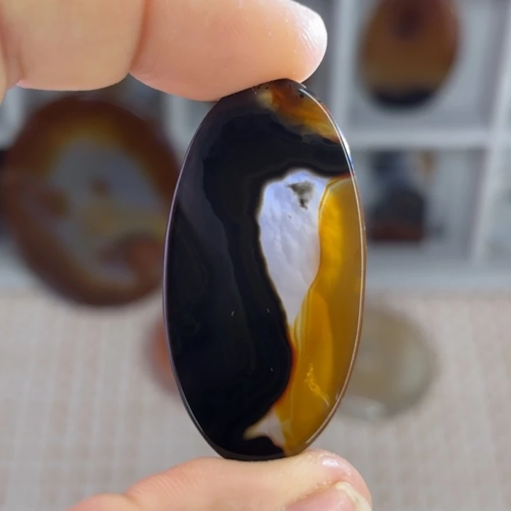 玛瑙/玉髓颈饰未镶嵌