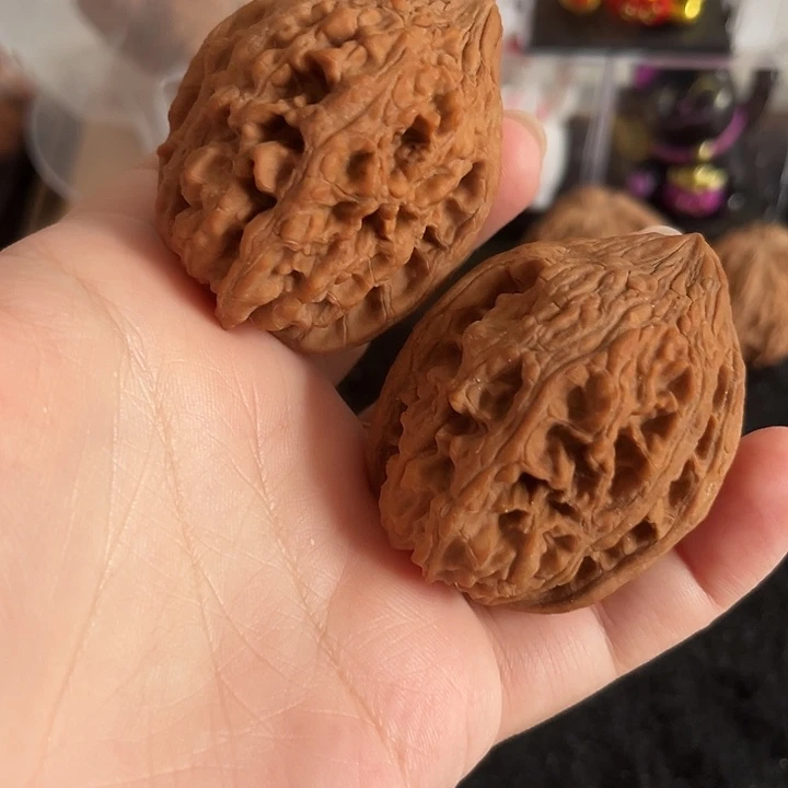 吊坠文玩核桃大古石