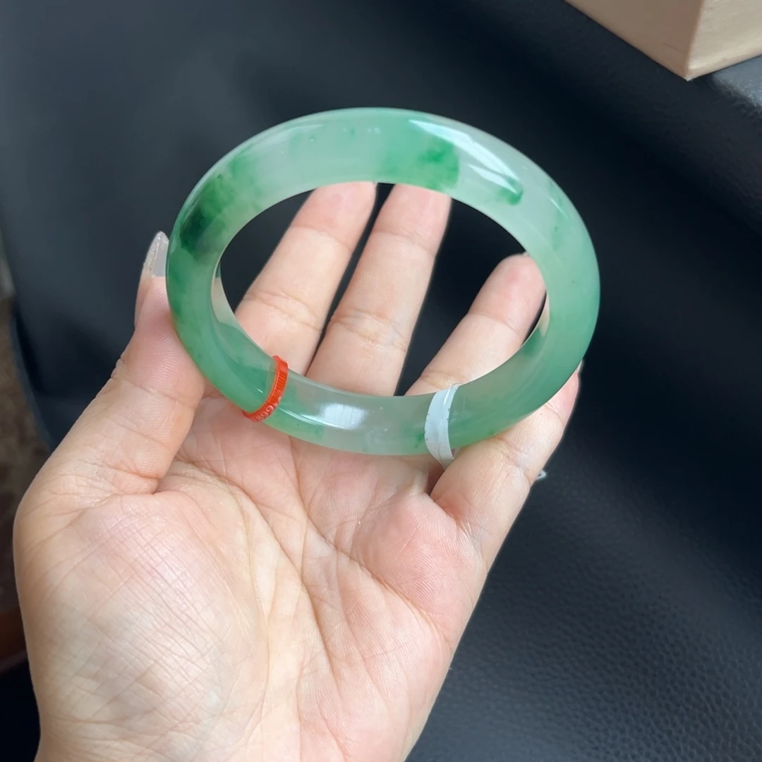 石英质玉未镶嵌手镯63