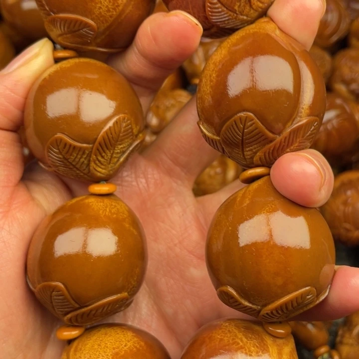 橄榄核吊坠9**5橄榄核手持