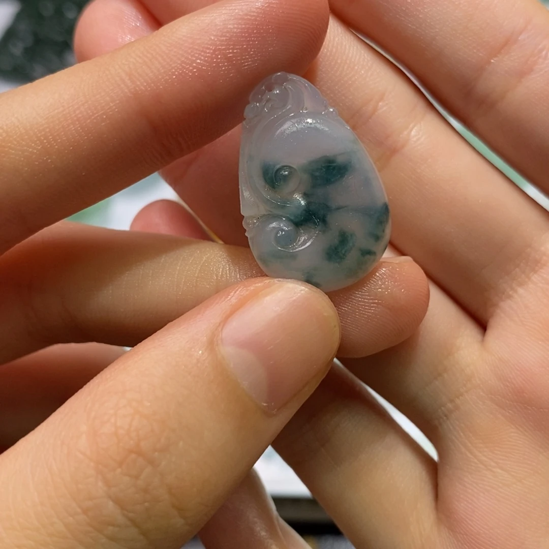 定制翡翠未镶嵌如意吊坠