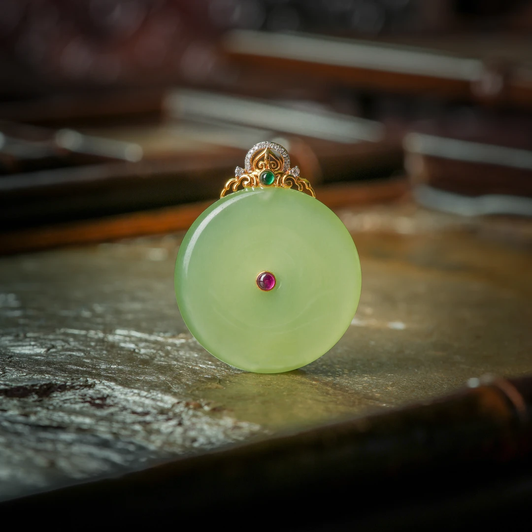 翠烟·传世级和田玉翠青老料18K金平安扣AD1535约29*6mm