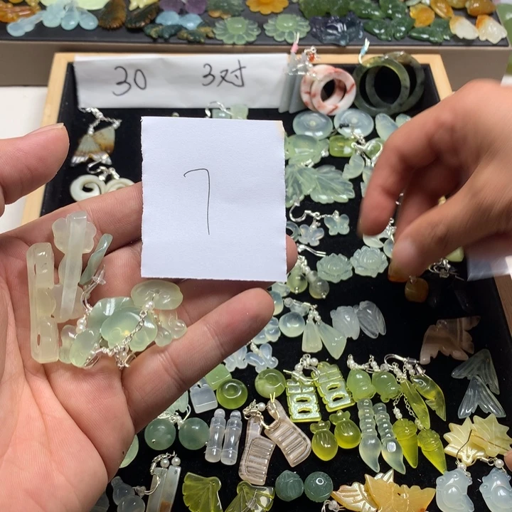 *****蛇纹石玉合金发夹