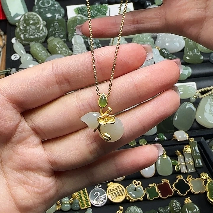 颈饰银S925镶嵌和田玉送链子送绳