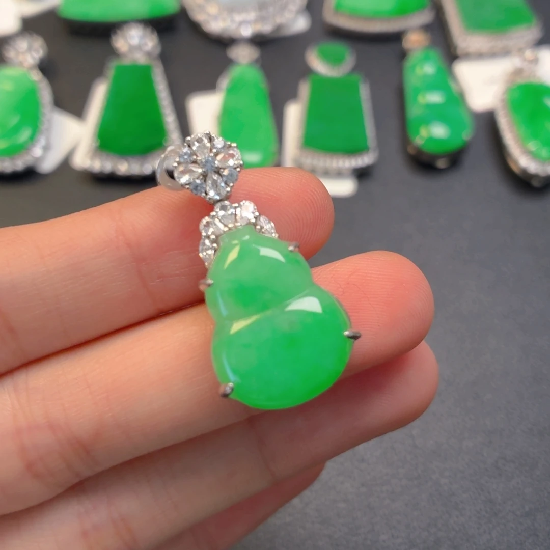 翡翠银S925镶嵌颈饰