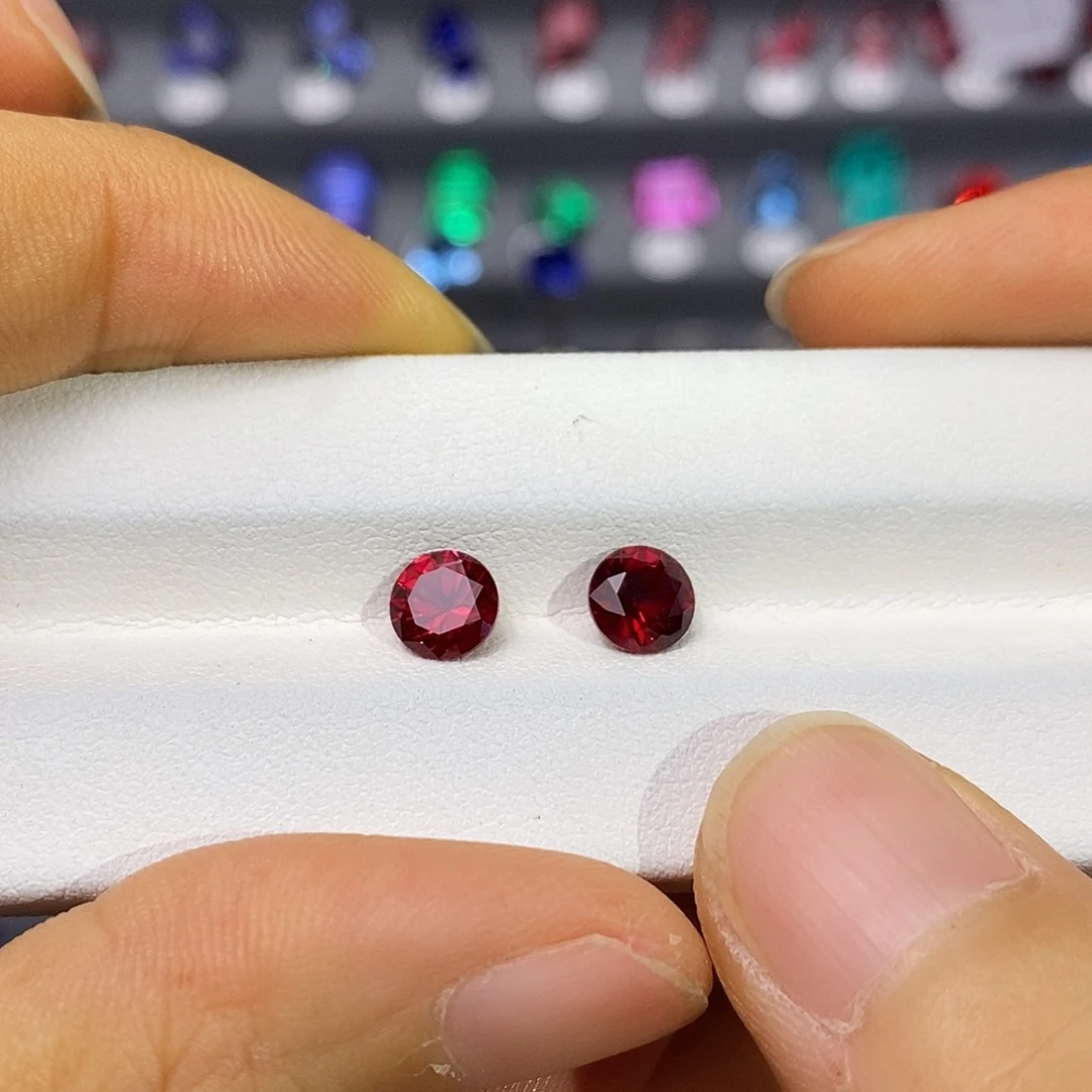合成（培育）红宝石裸石未镶嵌文**年2.1ct裸石