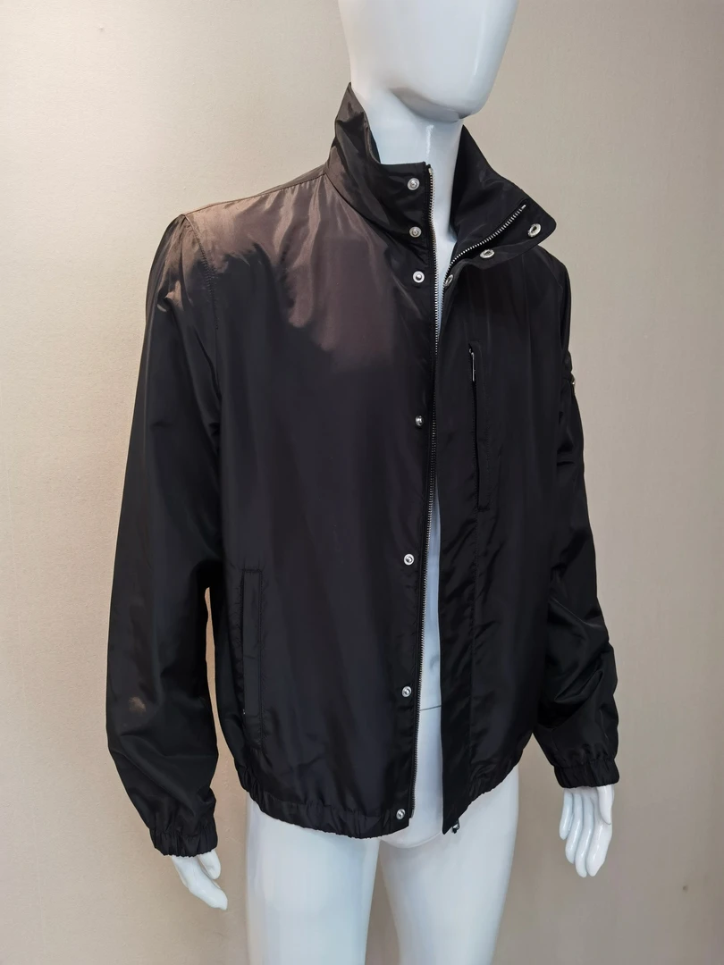 全新未使用 Prada/普拉达 男士黑色经典三角标夹克PJ003
