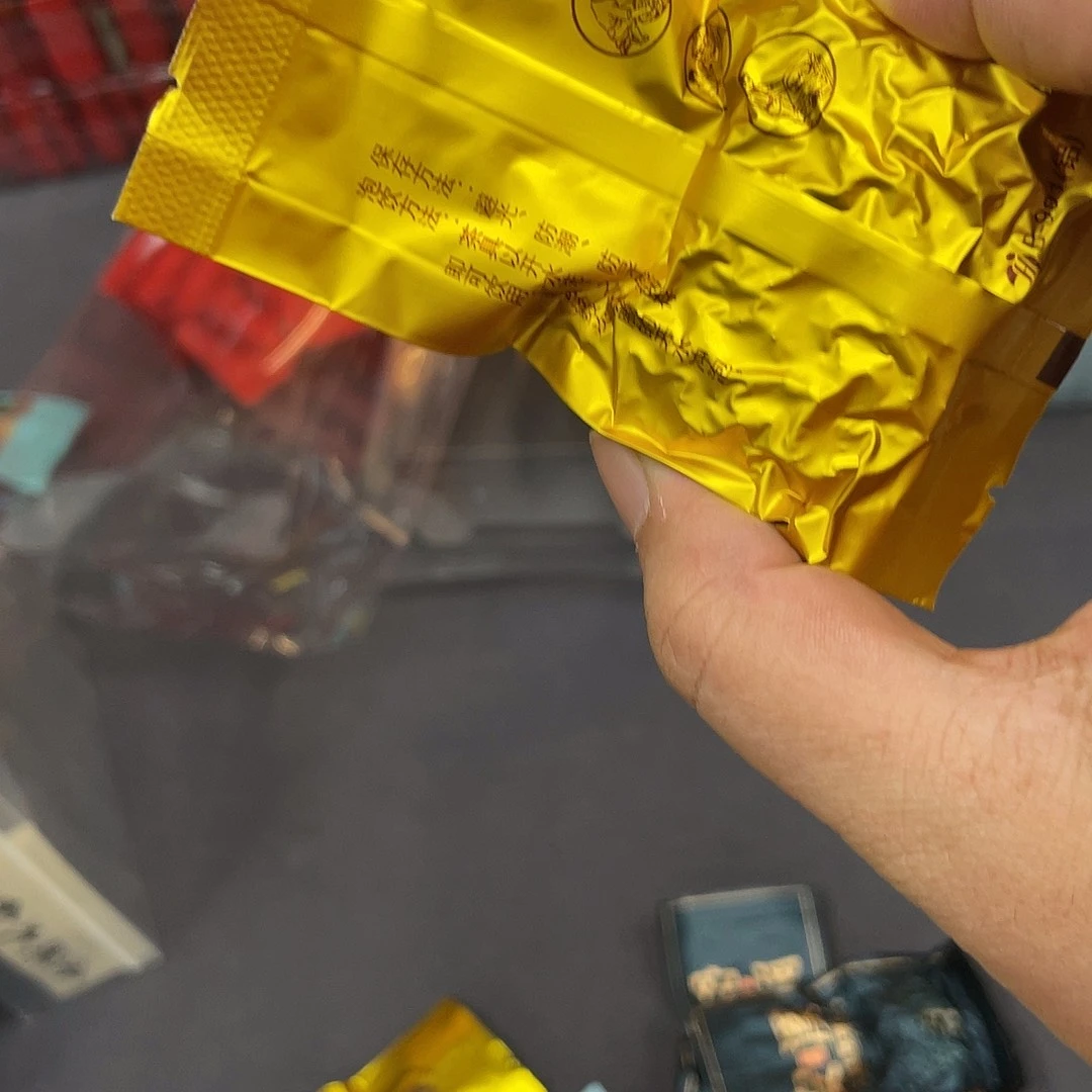 米***秋搪瓷杯子里还有很多东西