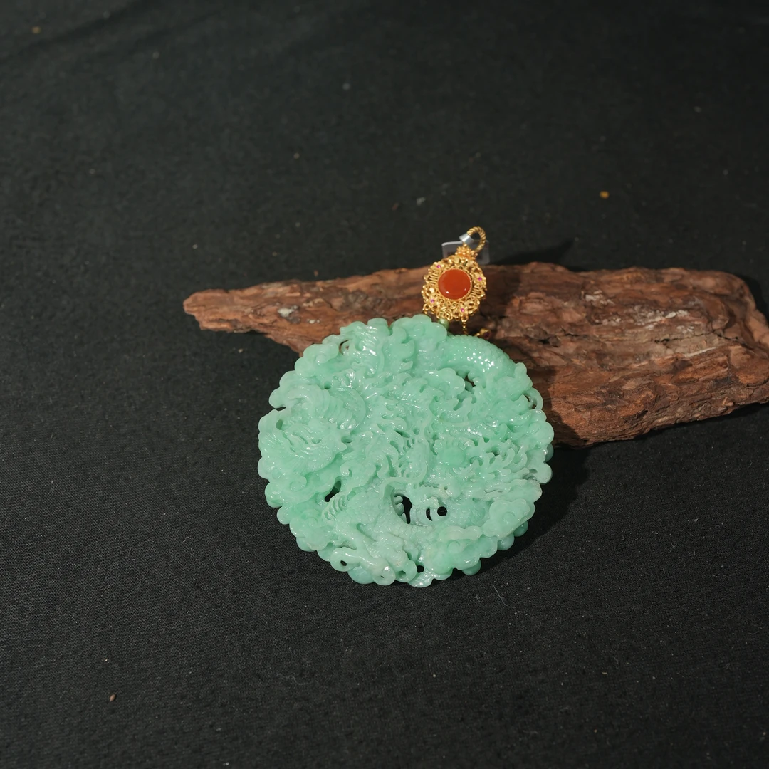 11.26香港王老板-翡翠吊坠k708