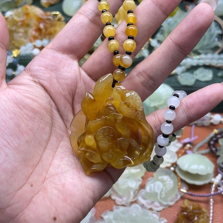 未镶嵌蛇纹石玉项链