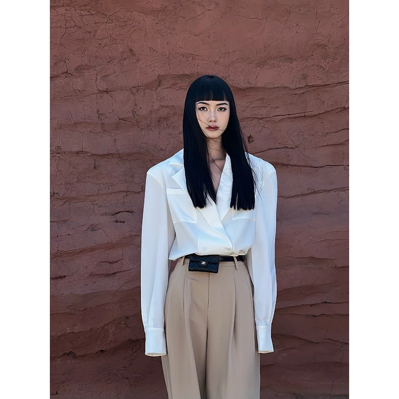 VENUIE 高级感法式小众上衣衬衫女设计感白色V领内搭衬衣