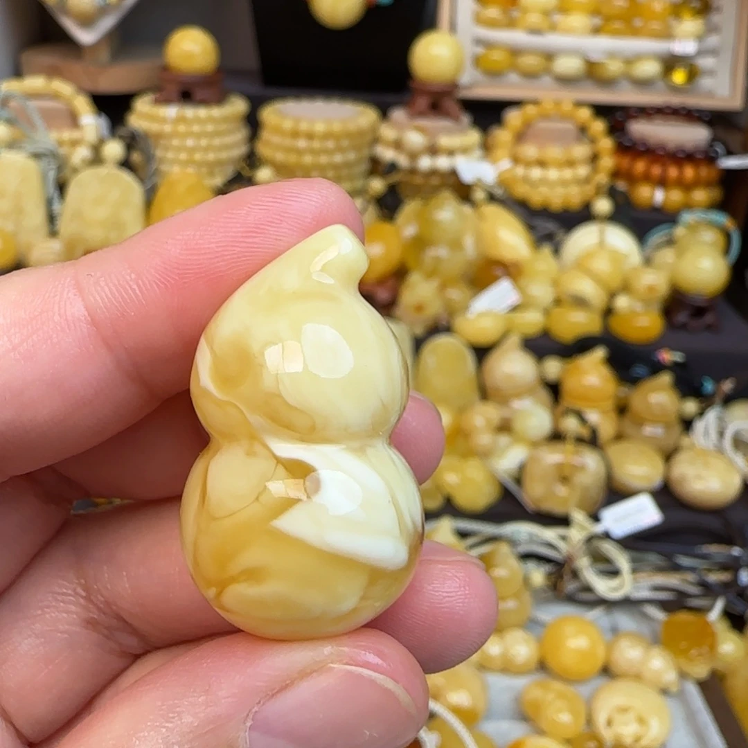 贾***贝未镶嵌吊坠(赠链)蜜蜡蜜蜡葫芦吊坠