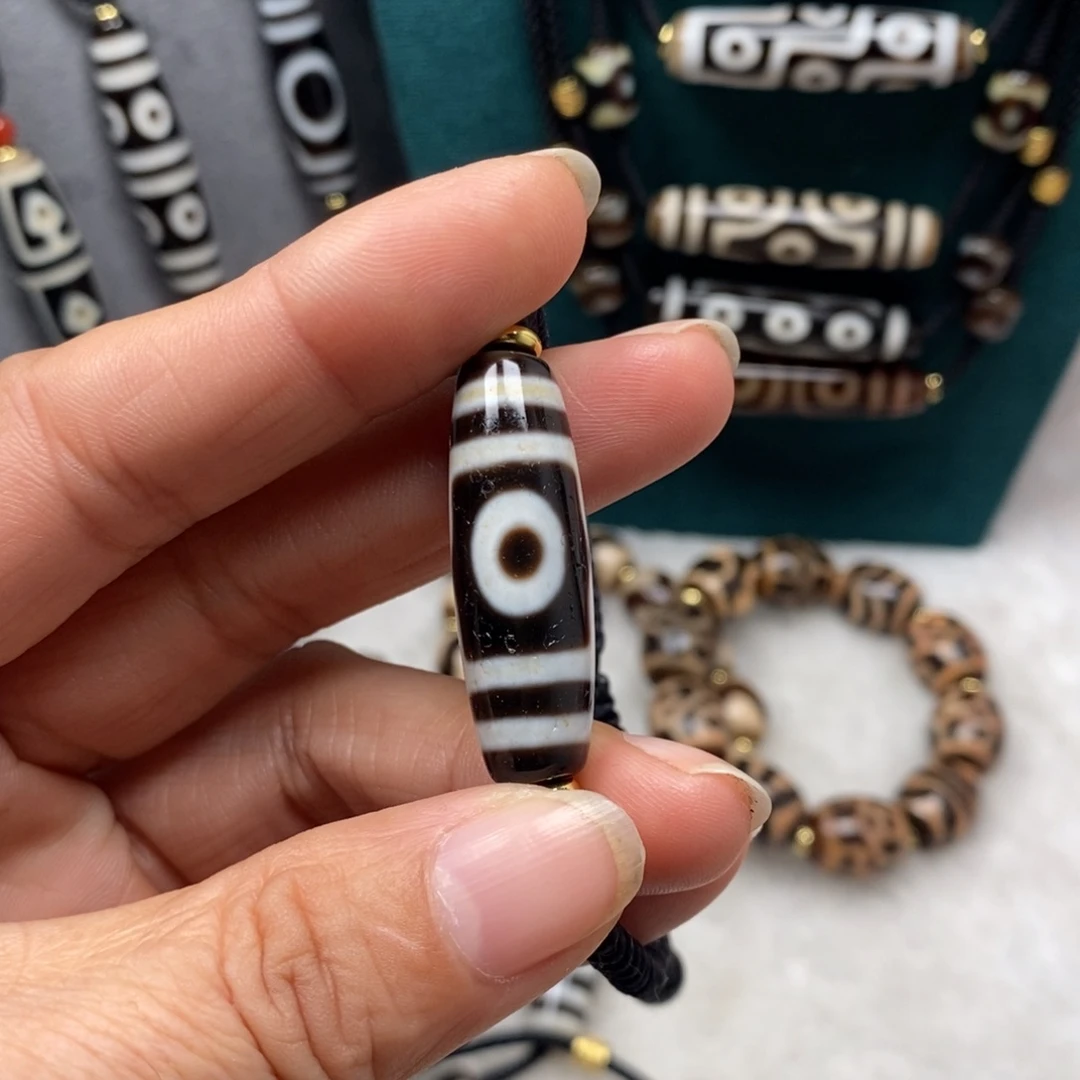 玛瑙/玉髓颈饰合金