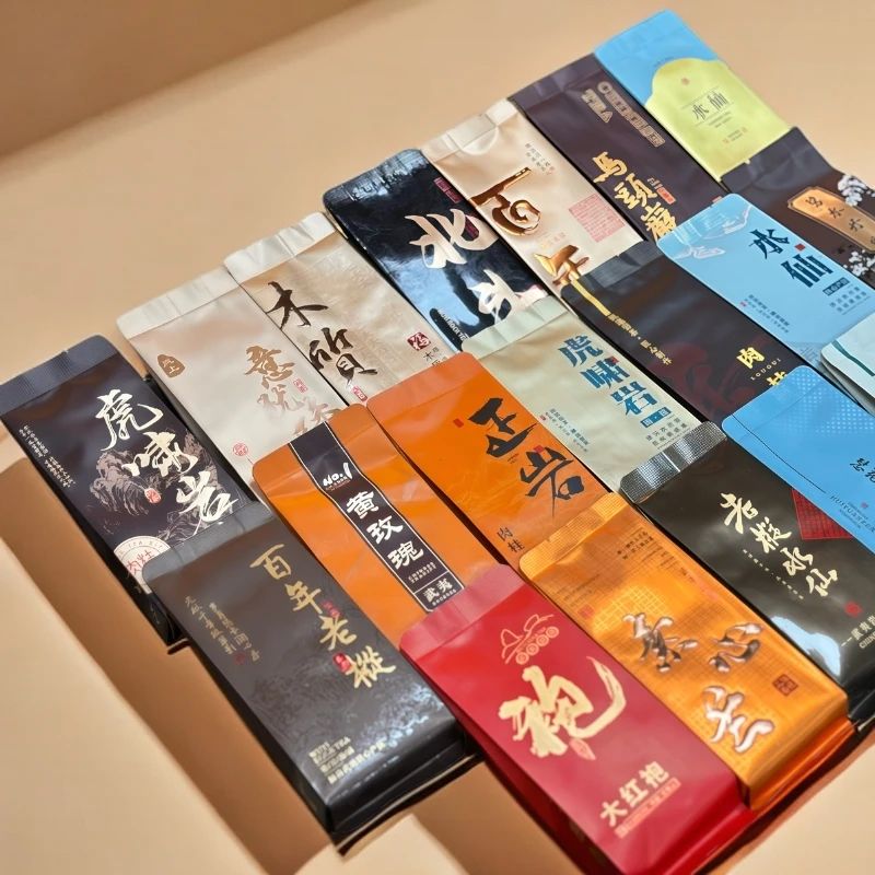 品鉴装【随机发】8.3g*2泡福利装 武夷山岩茶随机发