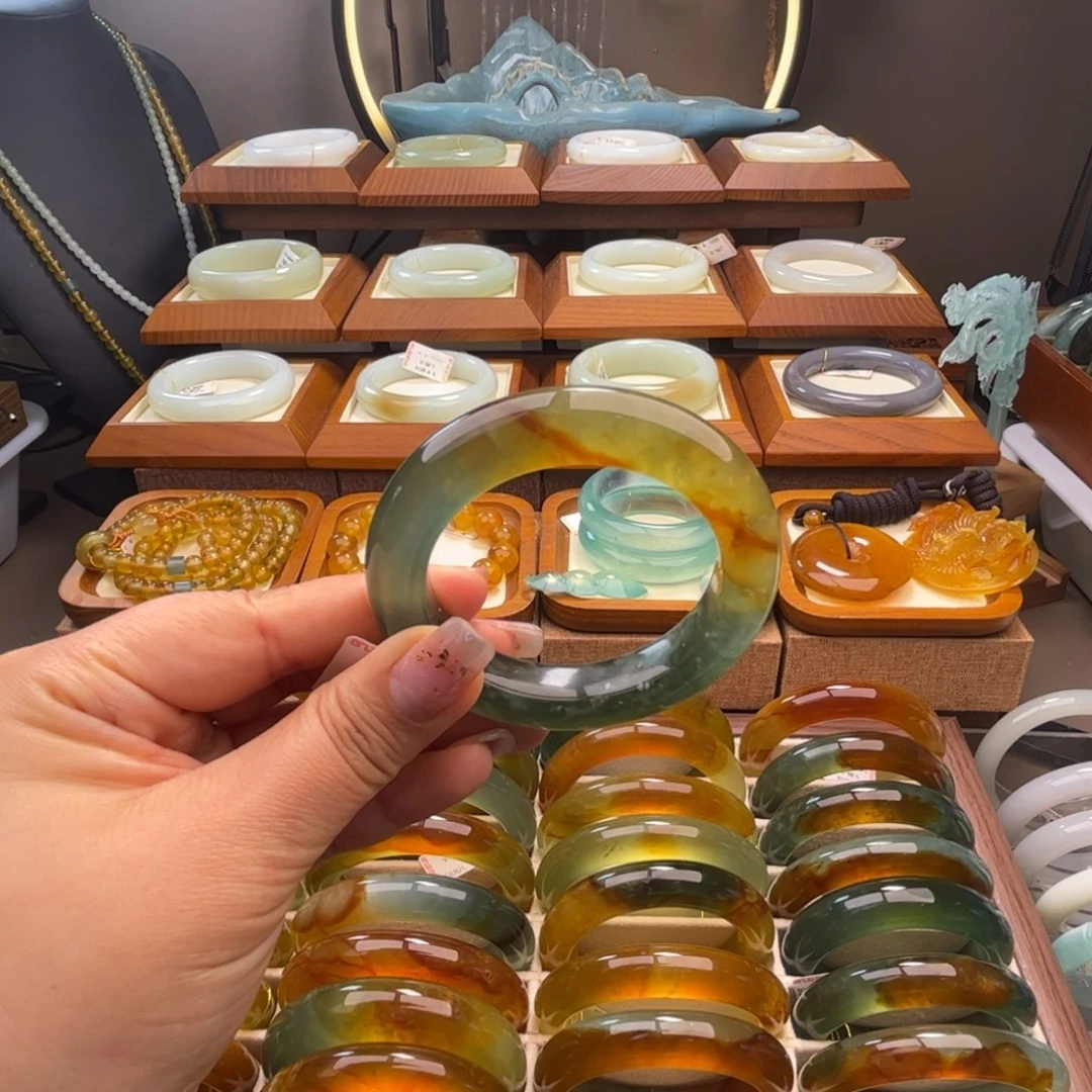 蛇纹石玉未镶嵌53-54