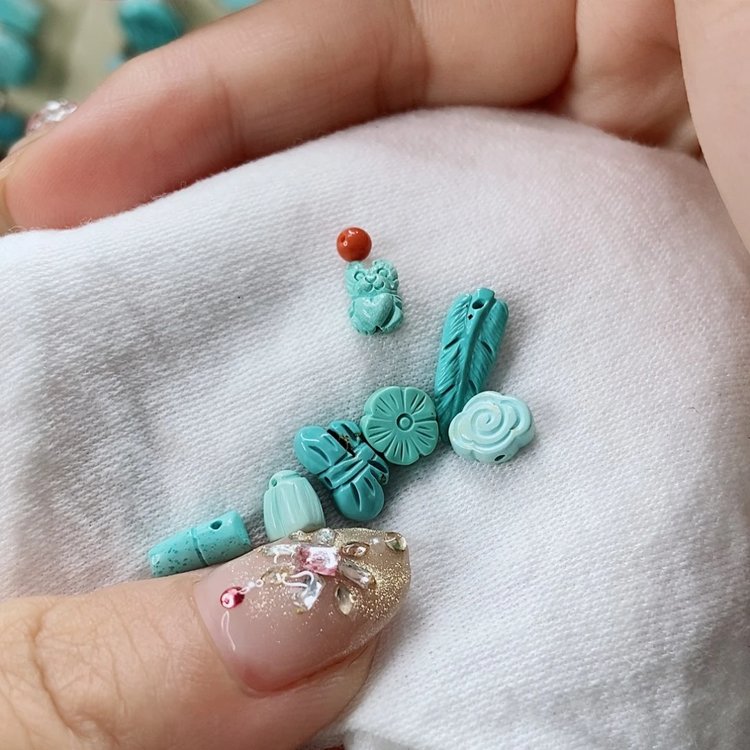 南红玛瑙未镶嵌珠宝奇石
