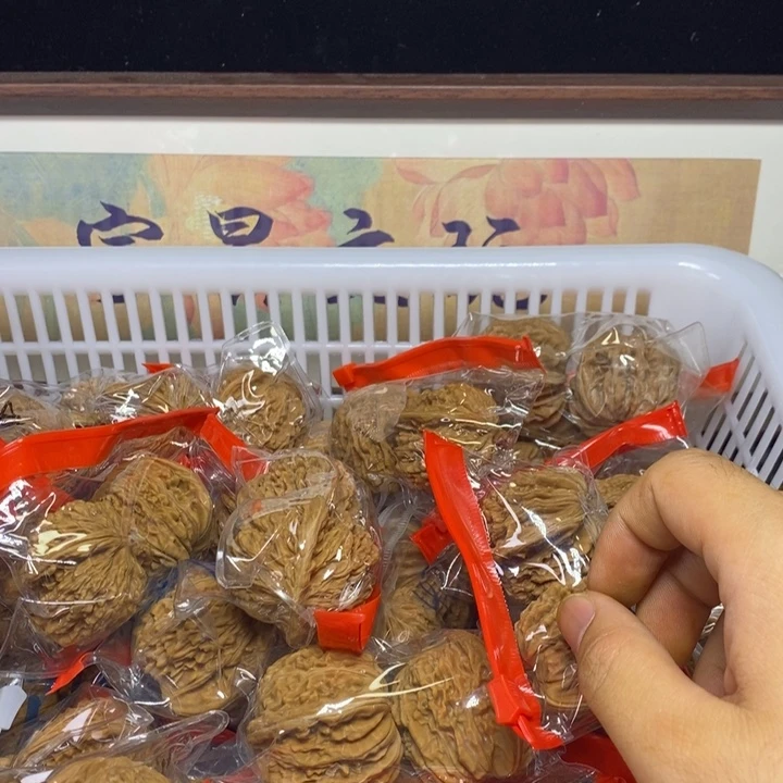 文玩核桃吊坠四座楼