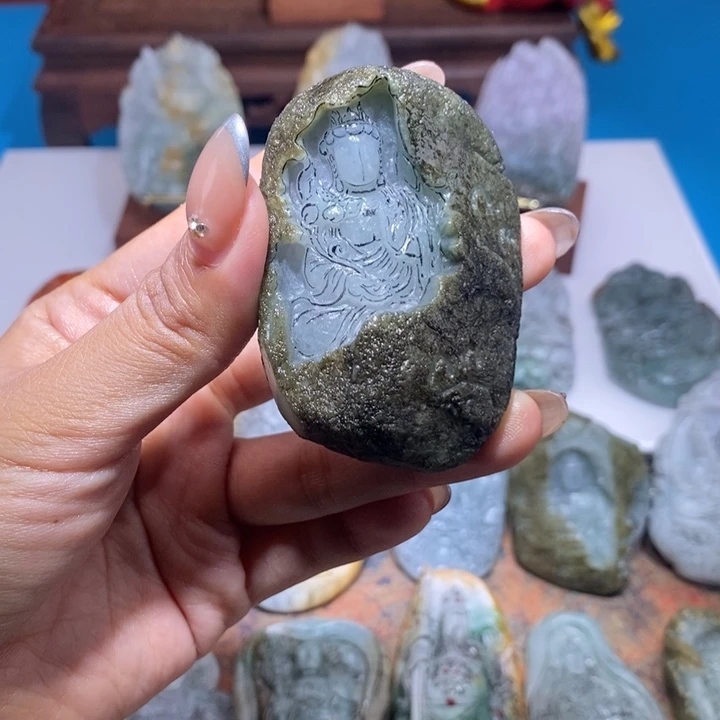 百***川定制翡翠未镶嵌定制翡翠