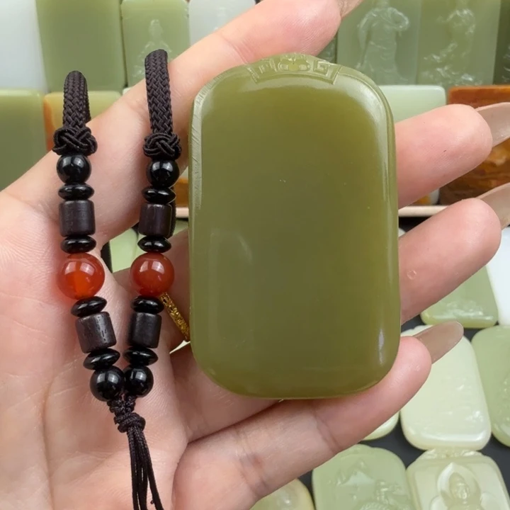 新疆昆仑山料子天然玉石