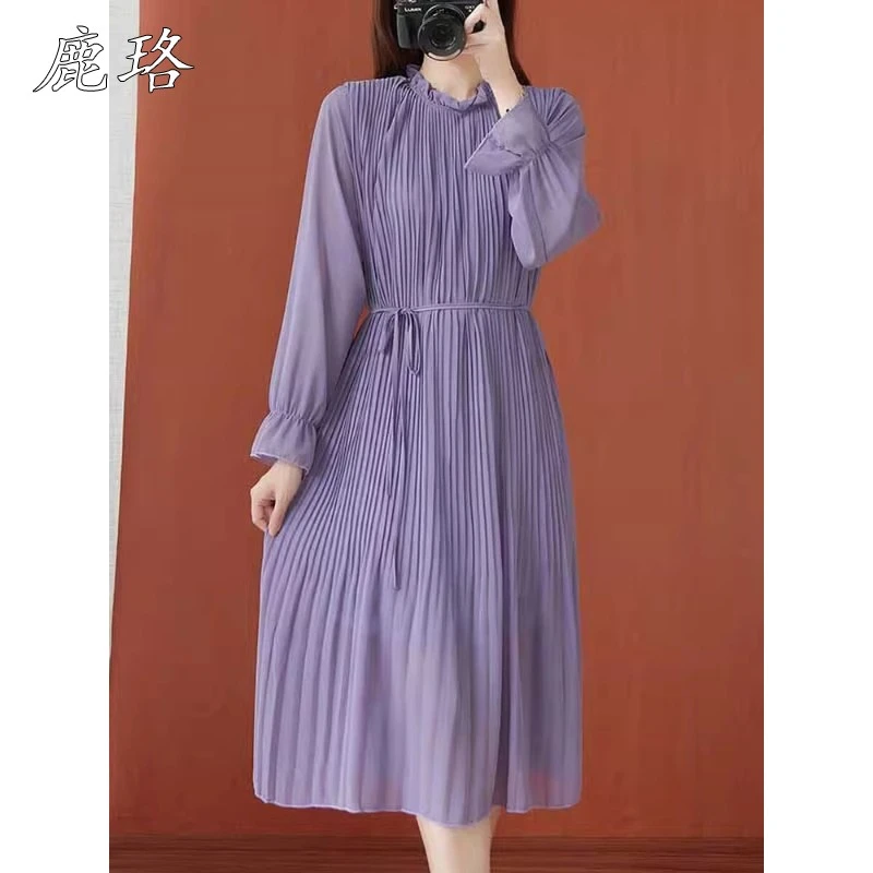 2025年早秋款新款女香芋紫色连衣裙茶歇法式轻熟赫本风气质长裙子