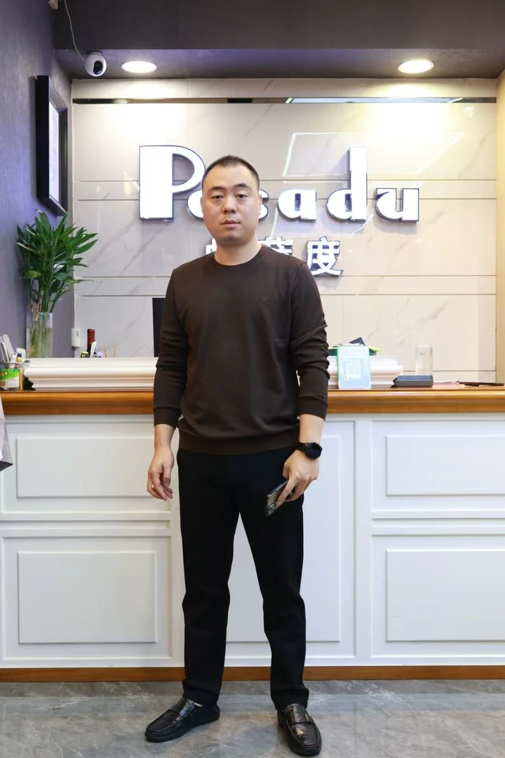 帕萨度男士时尚休闲圆领卫衣2836586