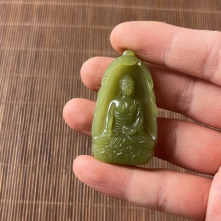 华***康和田玉未镶嵌挂件