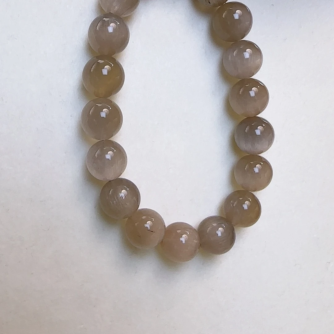 水晶手链未镶嵌得***?