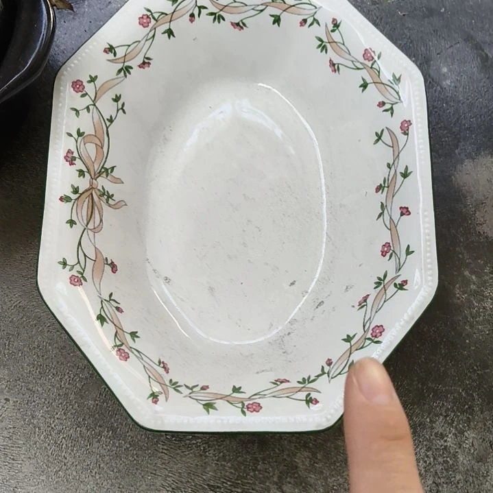 陶瓷盘子碗啥都有