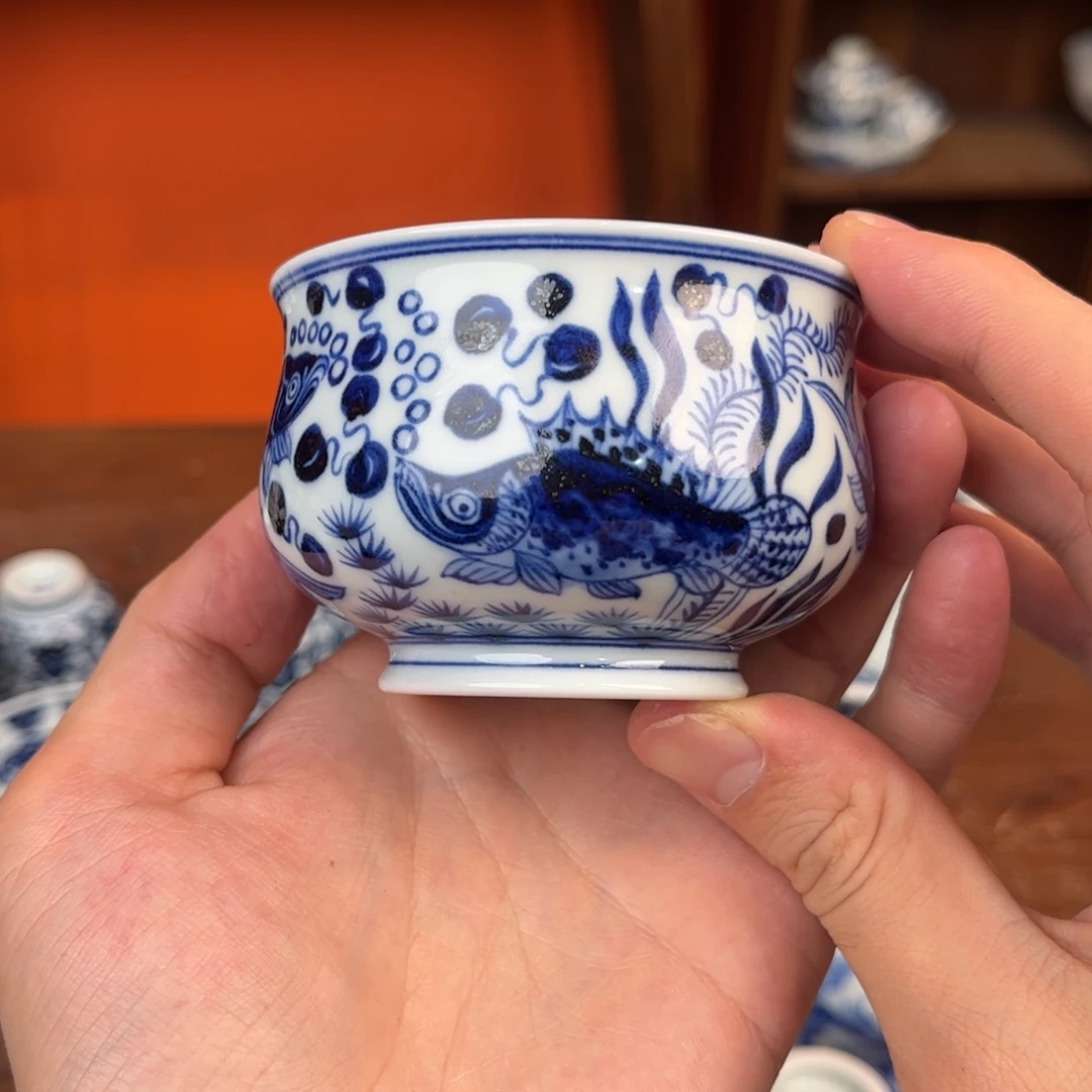 那***L瓷片鱼藻纹炉式杯手绘