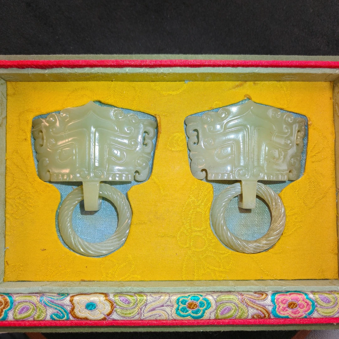 古玉臻藏辅首衔环2503300004