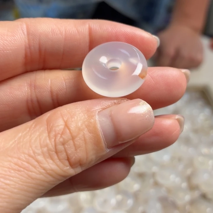 玛瑙/玉髓未镶嵌吊坠(不含链)