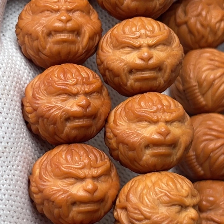 手串猴头核桃芹*旭大圣