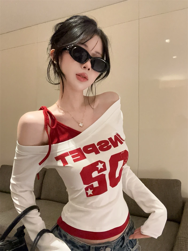 辣妹假两件斜肩上衣2025秋季百搭老钱风女装高街设计感修身T恤潮