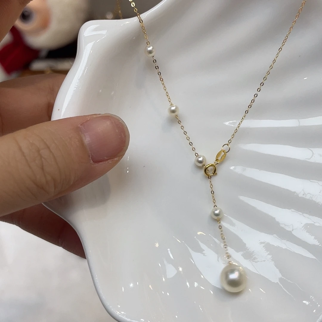 颈饰18K金镶嵌海水珍珠