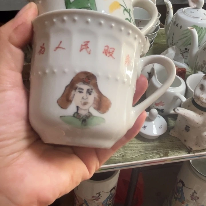 拖拉机和人物包邮各一